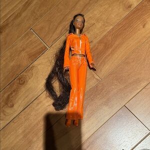 2003 cool looks trendy and bendy Christie